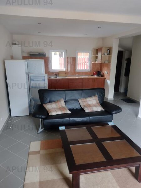 Vila de tip duplex de vanzare in Azuga - Zona Centrala