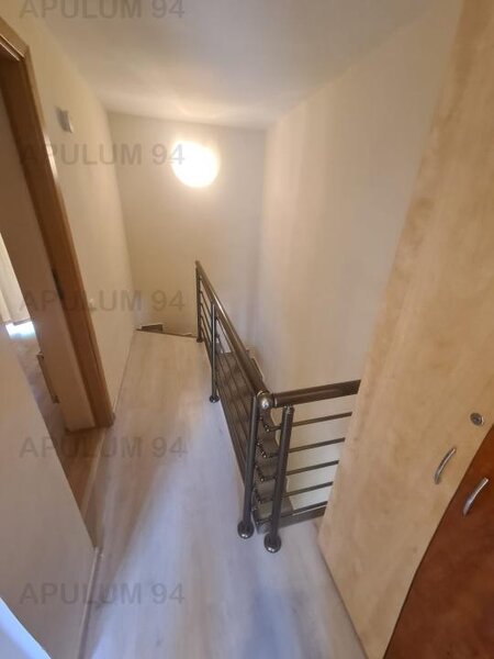 Vila de tip duplex de vanzare in Azuga - Zona Centrala